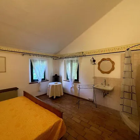 Casale Degli Ulivi *